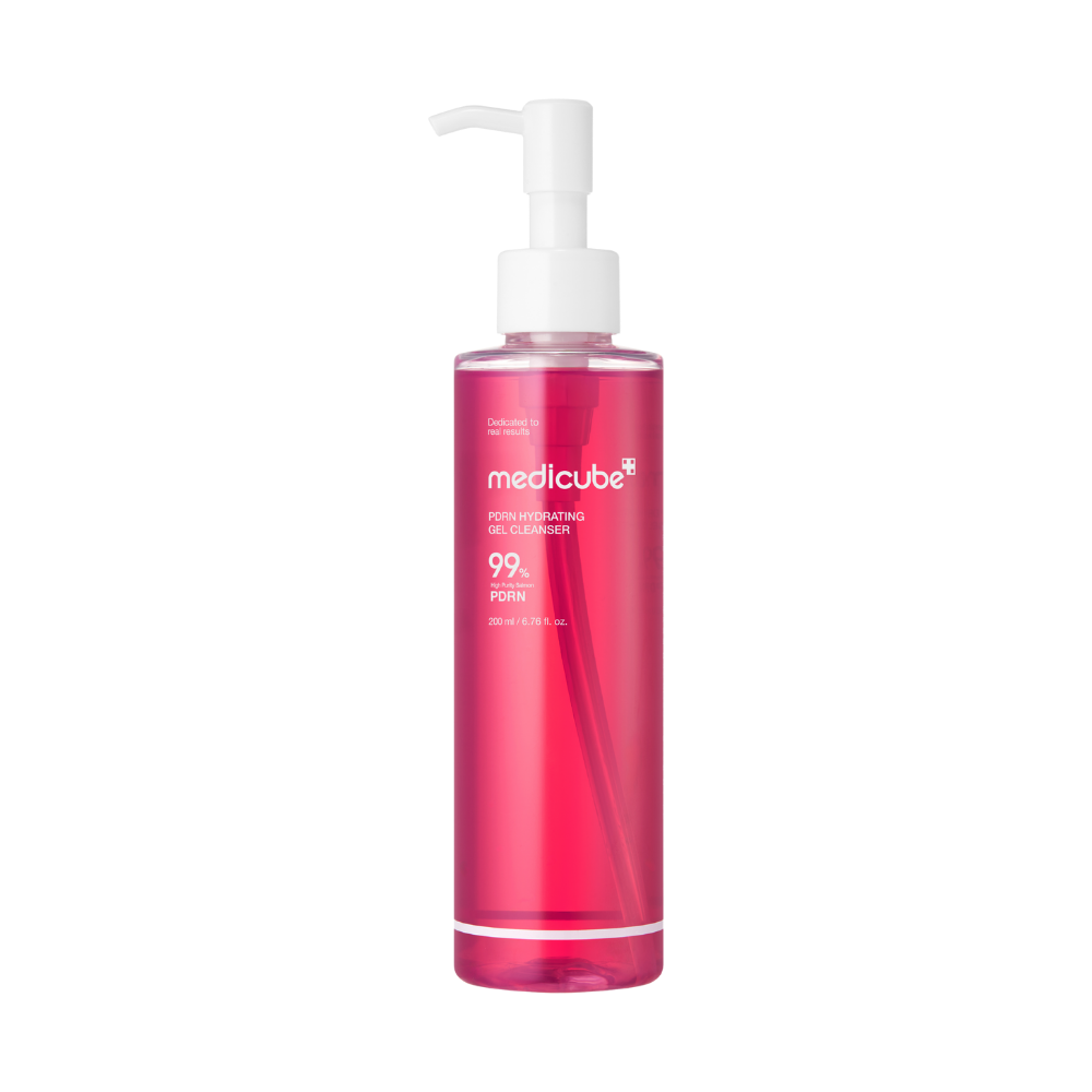 Medicube PDRN Hydrating Foam Cleanser (200ml) | Kiyoko Beauty