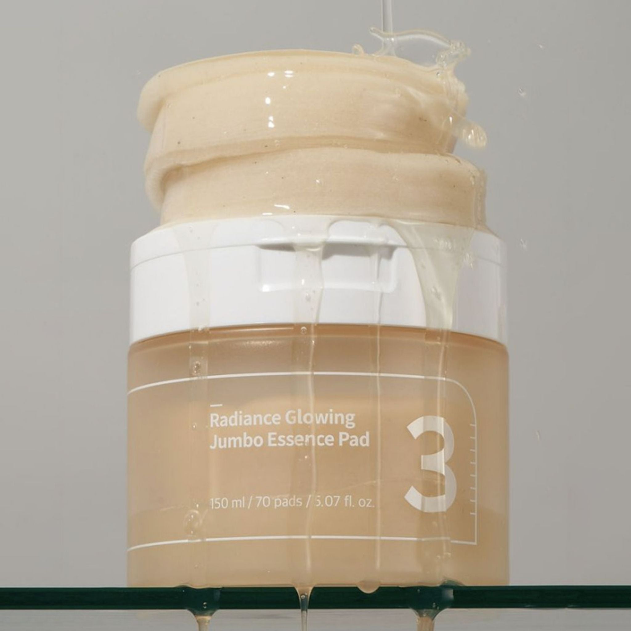 numbuzin No.3 Radiance Glowing Jumbo Essence Pad (70pcs) | Kiyoko