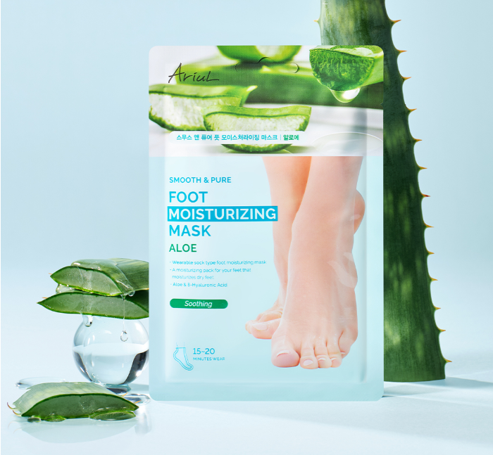 ARIUL Smooth & Pure Foot Mask Special Care Set Tea Tree & Aloe (2 Pairs) - Kiyoko Beauty