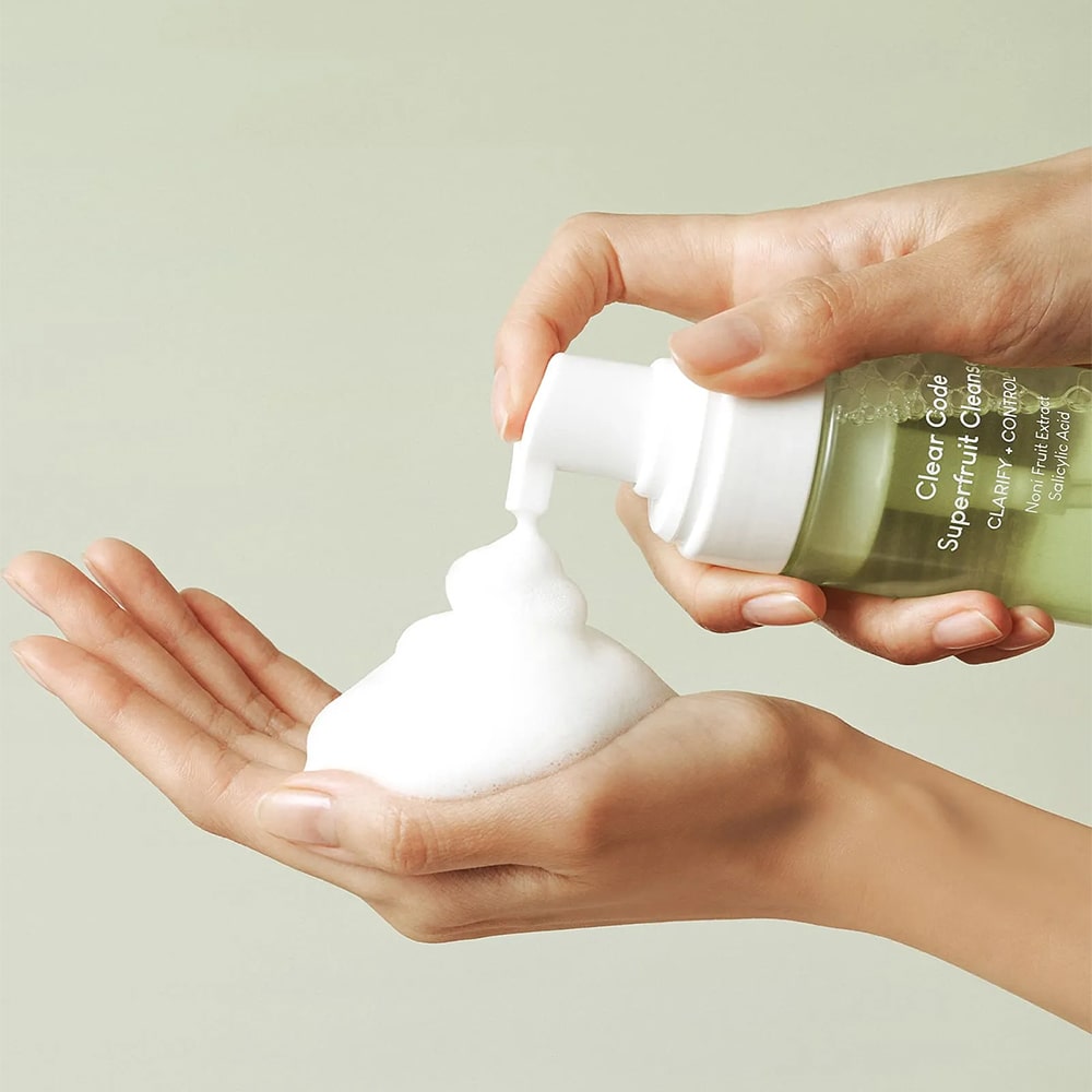 PURITO Clear Code Superfruit Cleanser (150ml)