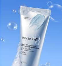 Medicube Zero Pore Clearing Capsule Cleansing Foam (120g)