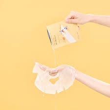 ROUND LAB Vita Niacinamide Dark Spot Serum Mask (10pcs) - Kiyoko Beauty